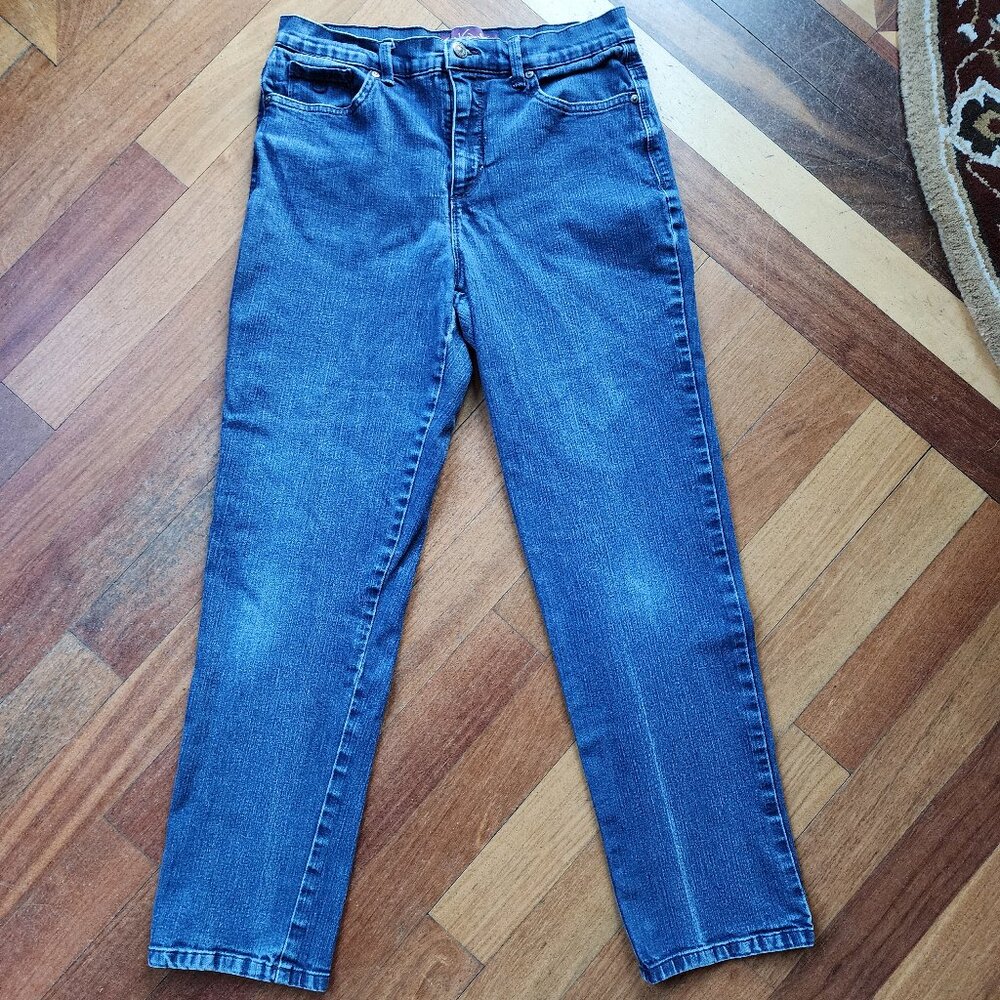 Gloria Vanderbilt "Amanda" Medium Wash High Rise Jeans Size 8